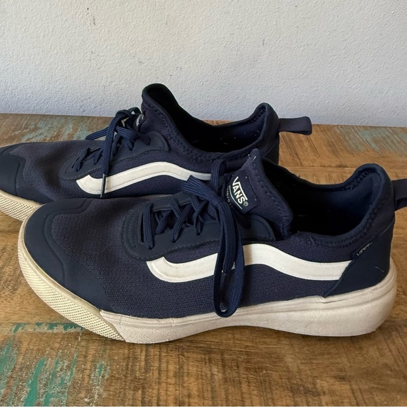 Vans UltraRange Navy White Sneakers Men’s 9.5 / Women’s 11 Skate Shoes - Picture 2 of 10